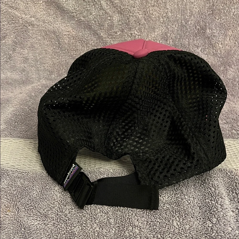 Patagonia Fuchsia purpleish and Black Mesh Cap - Picture 4 of 12